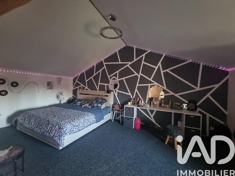 Maison - 230 m² - 7 pièces