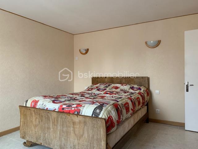 Propriété - 200 m² - 6 pièces