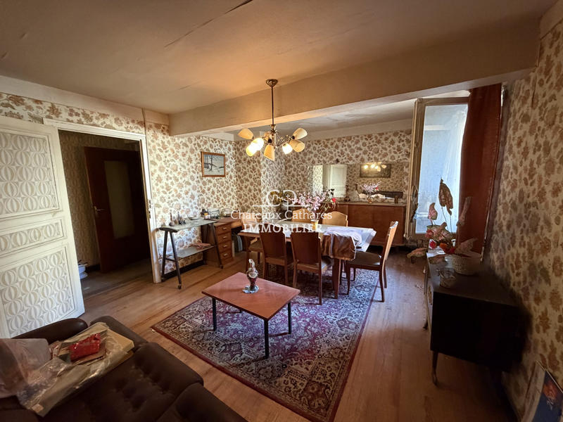 Maison ancienne - 98 m² - 4 pièces