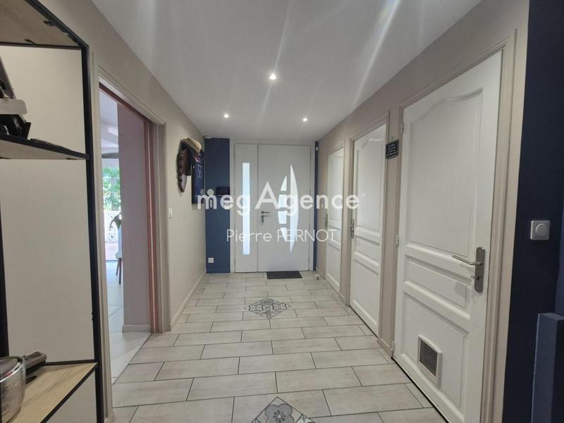 Maison traditionnelle - 134 m² - 5 pièces