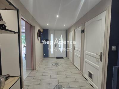 Maison traditionnelle - 134 m² - 5 pièces