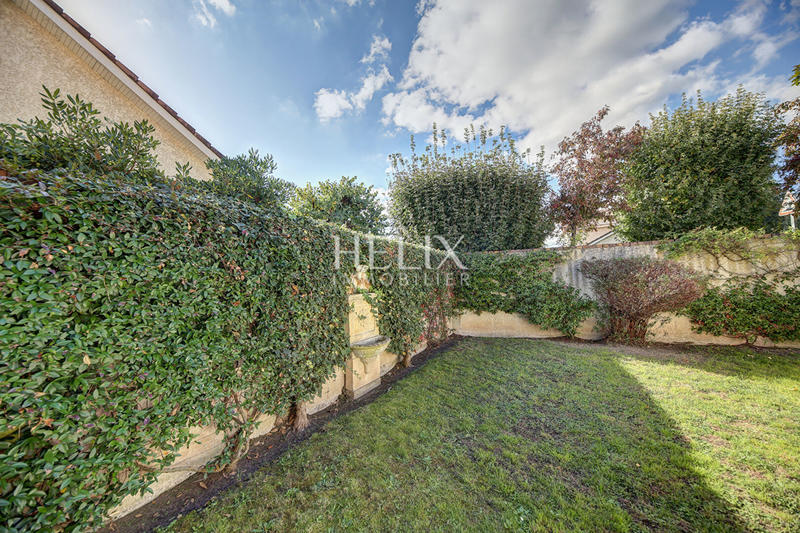 Maison - 152 m² - 6 pièces