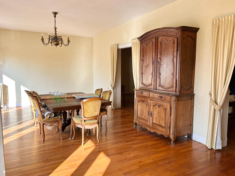 Appartement - 166 m² - 5 pièces