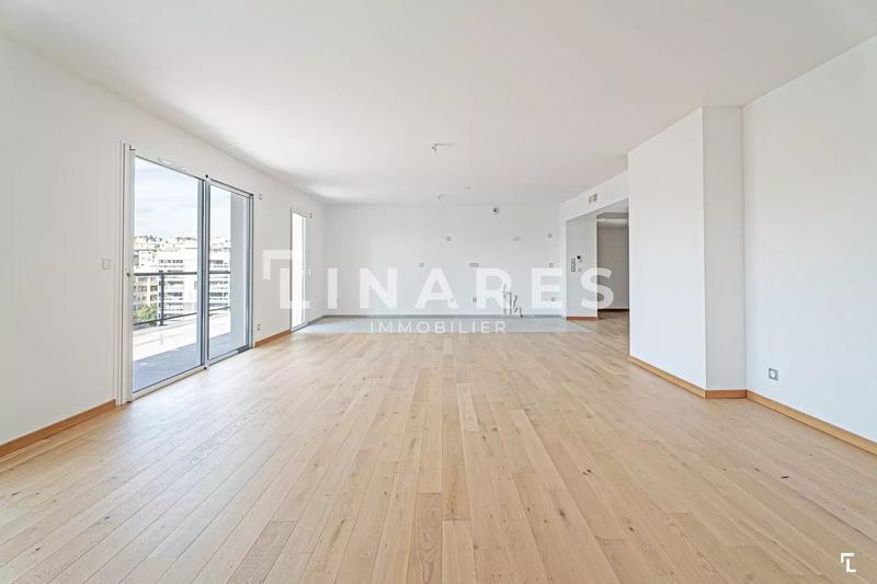 Appartement - 123 m² - 4 pièces