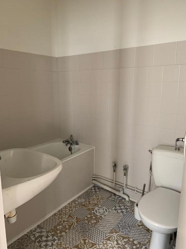 Immeuble - 144 m² - 7 pièces