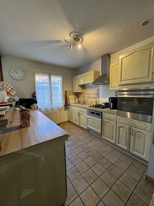 Maison - 146 m² - 5 pièces