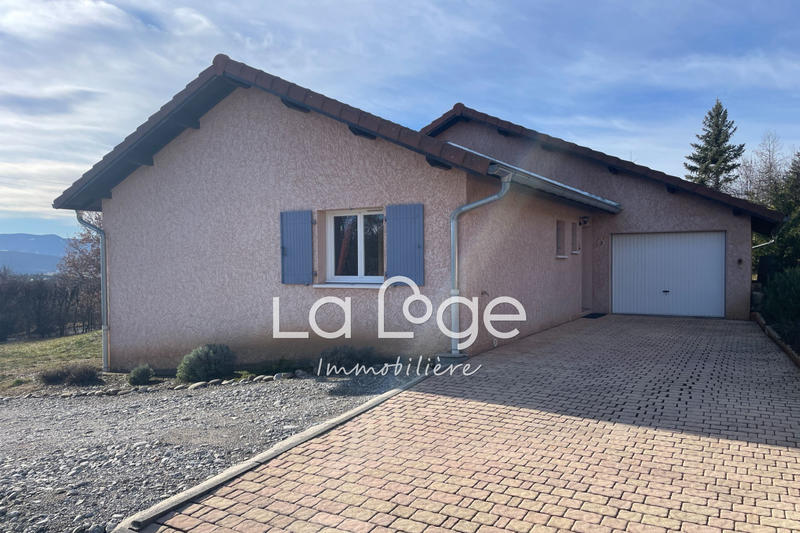 Maison - 94 m² - 4 pièces