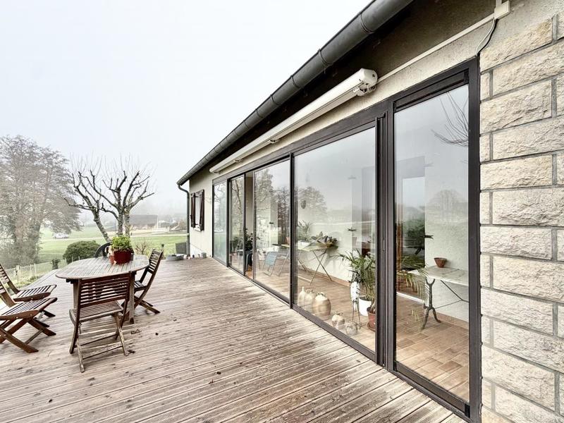 Maison - 188 m² - 8 pièces