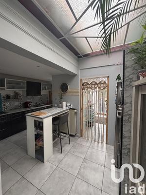 Maison - 90 m² - 5 pièces