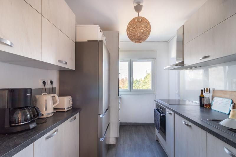 Appartement - 80 m² - 5 pièces