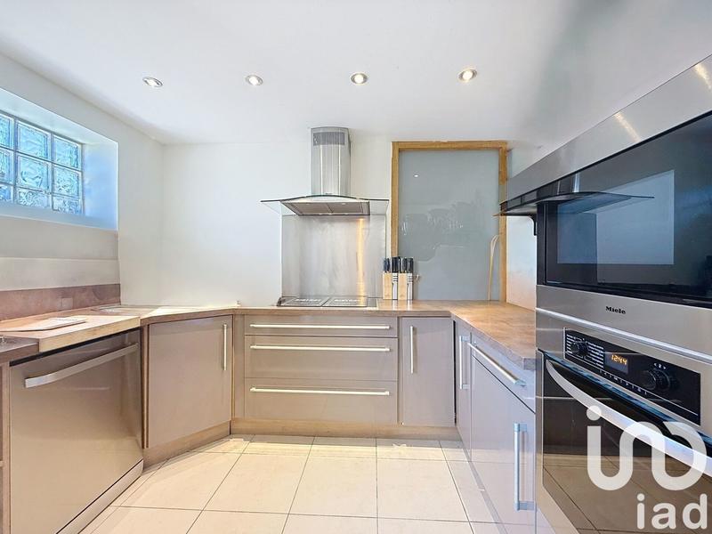 Maison - 167 m² - 7 pièces