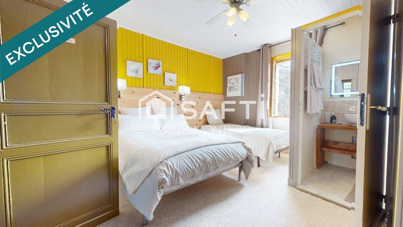 Maison - 279 m² - 9 pièces