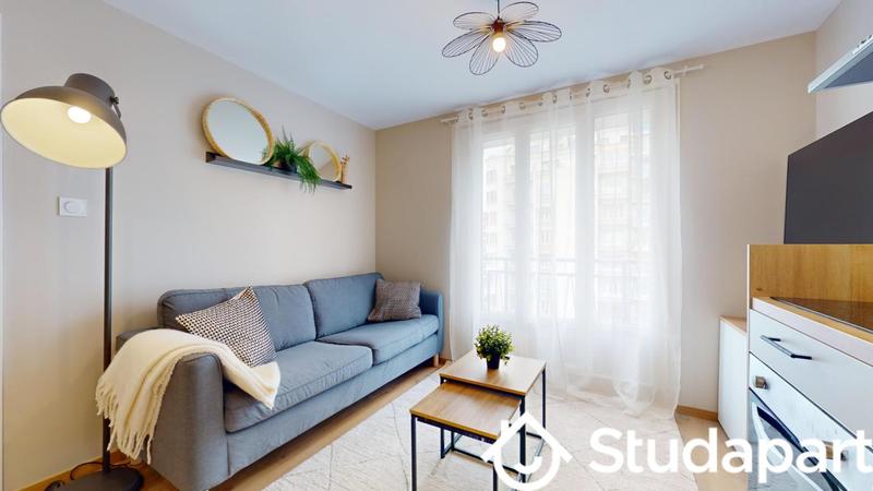 Chambre - 10 m² - 1 pièce