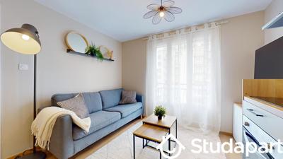 Chambre - 10 m² - 1 pièce