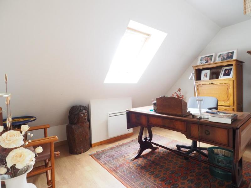 Pavillon - 130 m² - 6 pièces