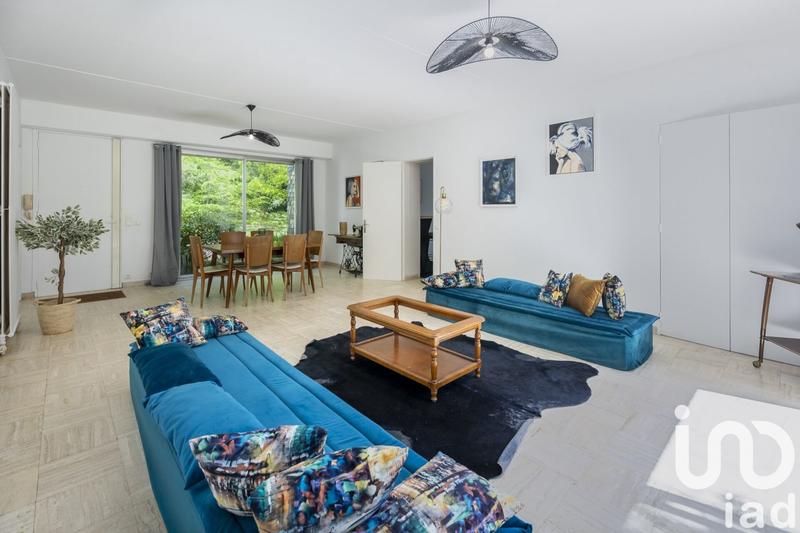 Maison - 320 m² - 10 pièces