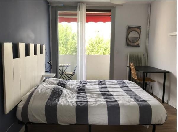 Chambre - 11 m² - 1 pièce