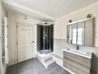 Maison - 104 m² - 4 pièces