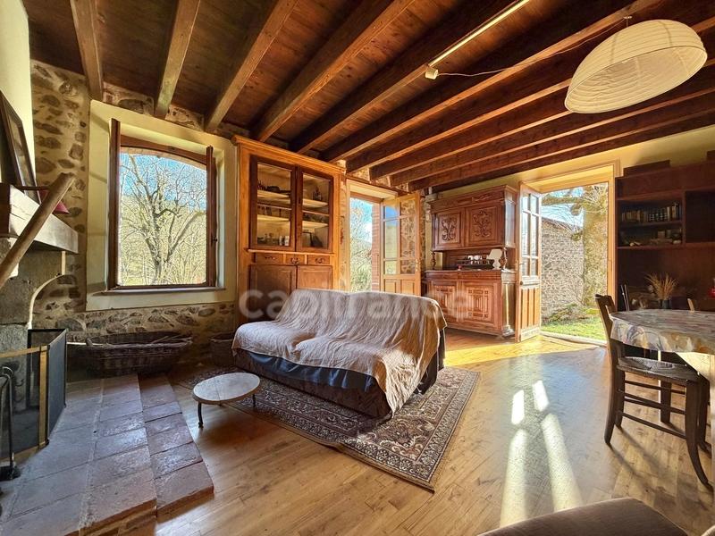 Maison en pierre - 140 m² - 5 pièces