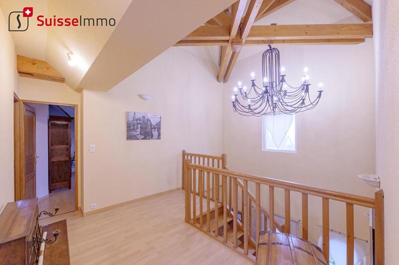 Maison - 200 m² - 7 pièces