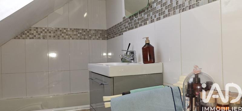 Maison - 96 m² - 5 pièces