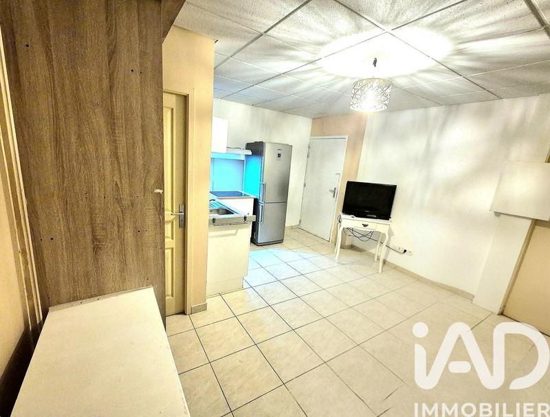 Maison - 280 m² - 5 pièces