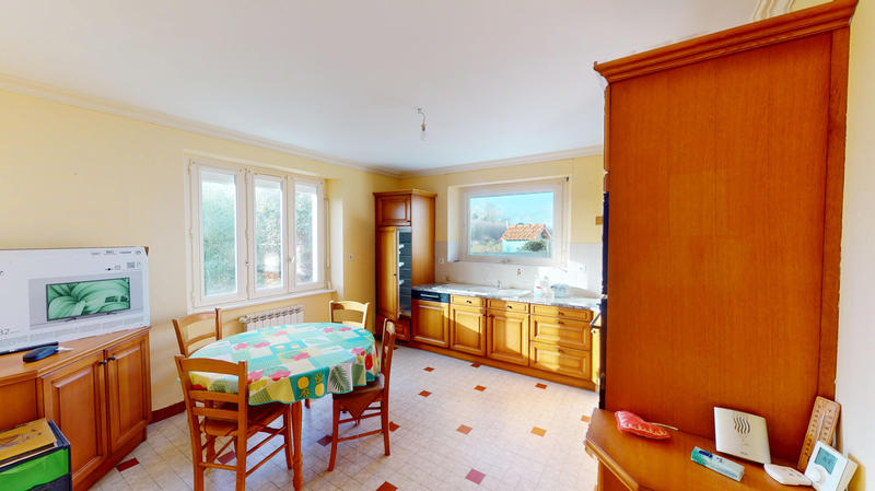 Maison - 160 m² - 7 pièces