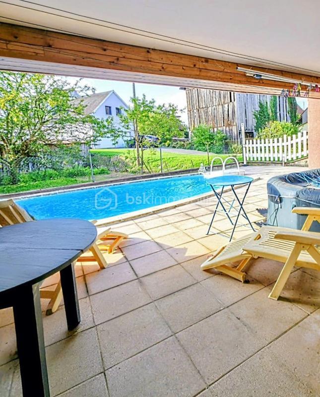 Villa - 215 m² - 5 pièces