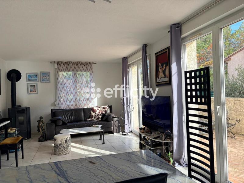 Maison - 140 m² - 6 pièces