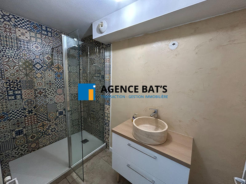 Appartement - 57 m² - 2 pièces