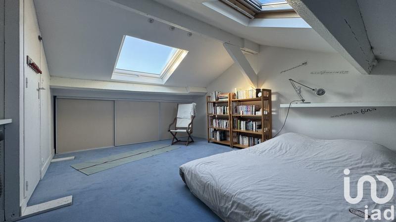 Maison - 261 m² - 12 pièces