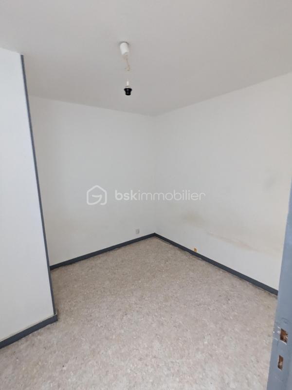 Maison traditionnelle - 250 m² - 11 pièces