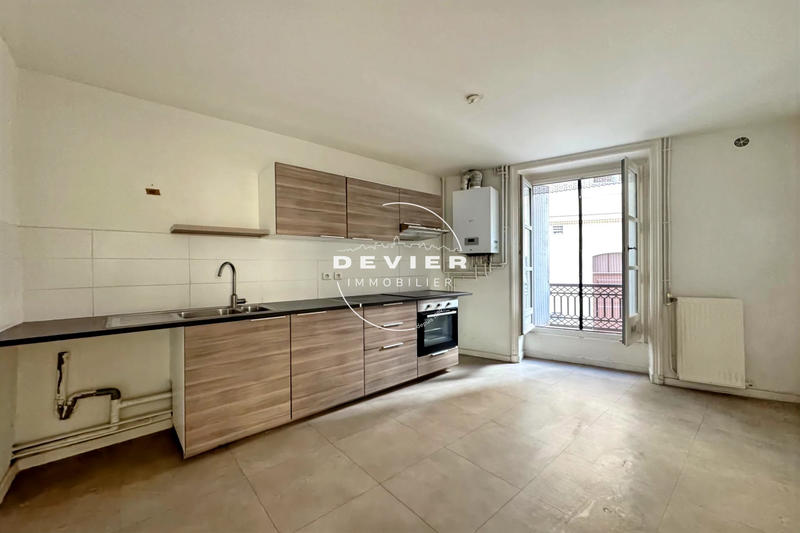 Appartement - 88 m² - 3 pièces