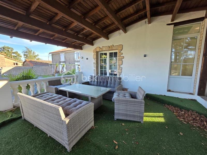 Maison en pierre - 188 m² - 7 pièces