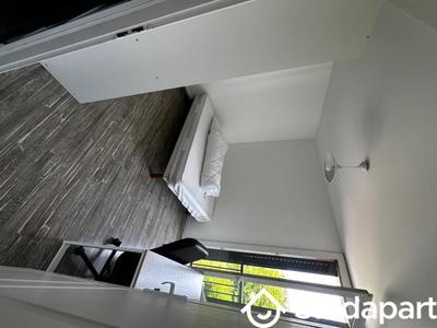 Chambre - 9 m² - 1 pièce