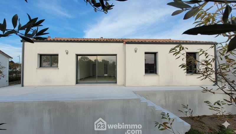 Maison - 111 m² - 4 pièces