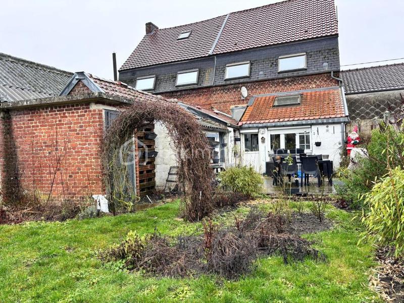 Maison de ville - 90 m² - 6 pièces