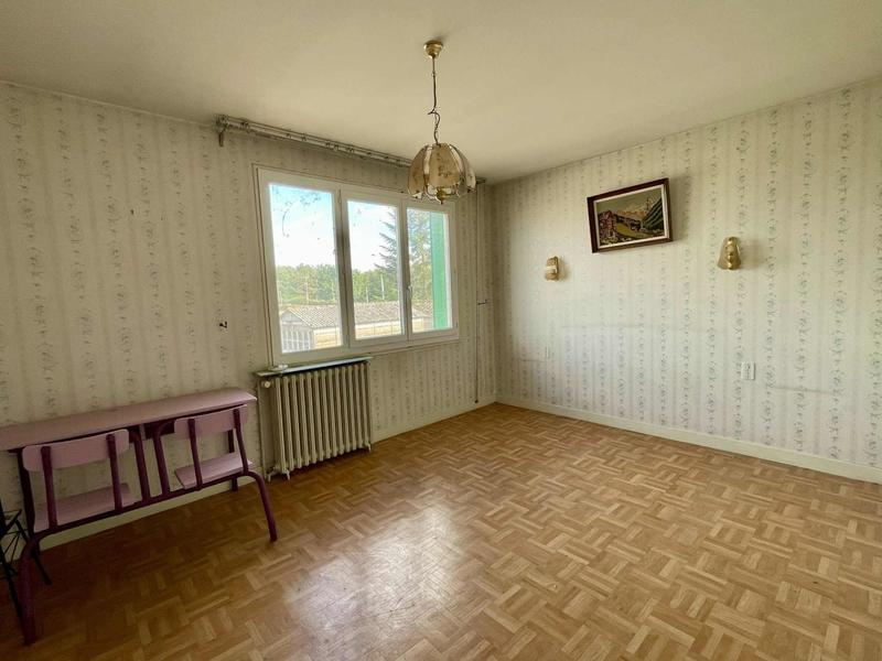 Maison - 240 m² - 13 pièces