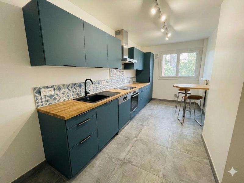 Appartement - 82 m² - 4 pièces