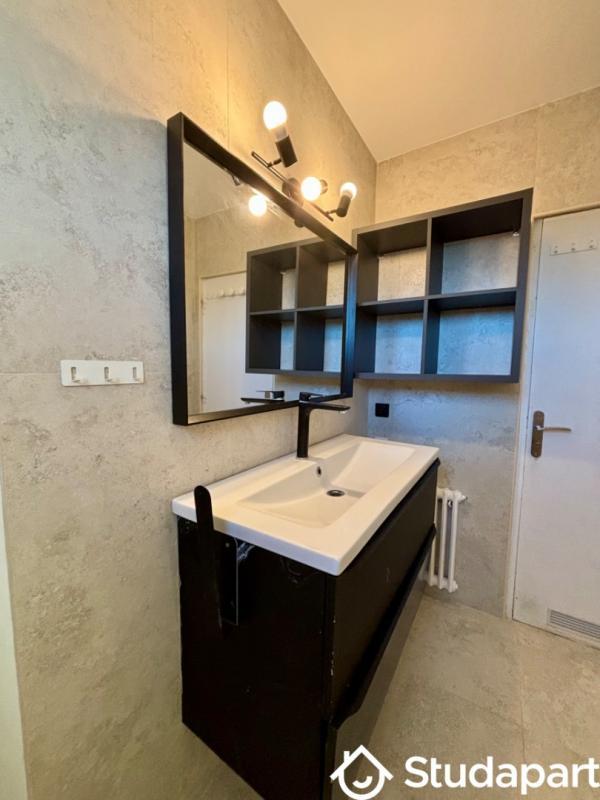 Chambre - 9 m² - 1 pièce