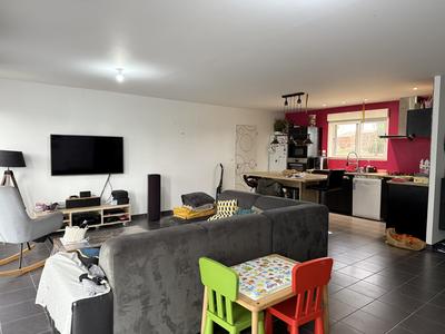 Maison - 95 m² - 4 pièces