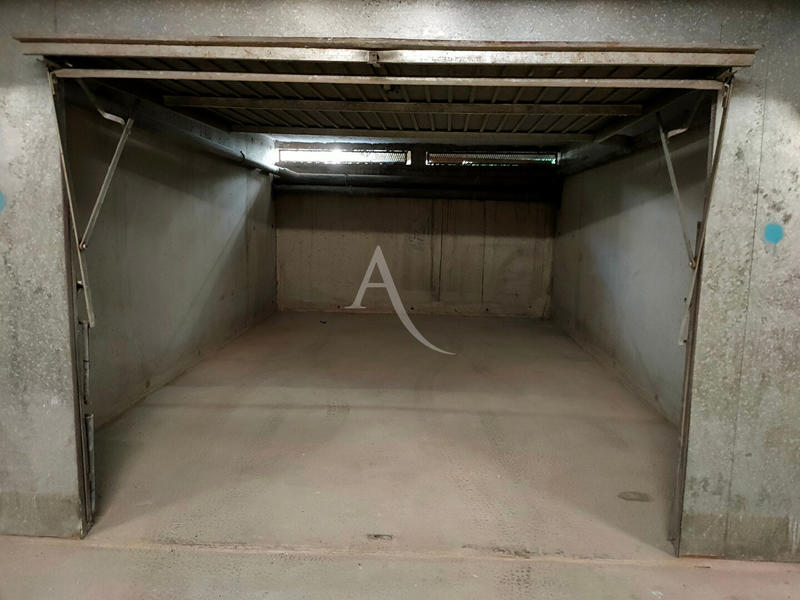 Parking - 21 m²
