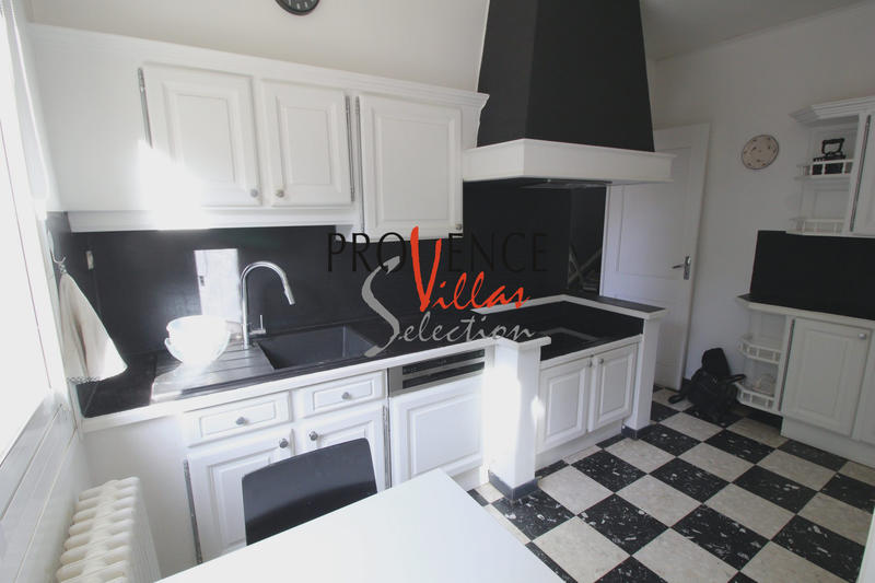 Villa - 95 m² - 5 pièces