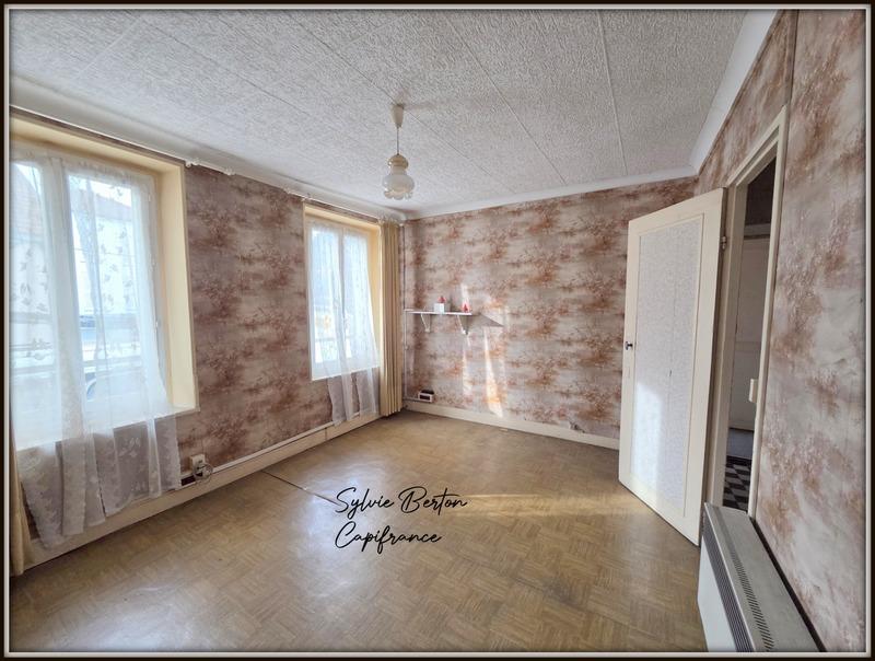 Maison - 90 m² - 5 pièces