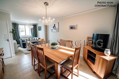 Maison - 99 m² - 5 pièces