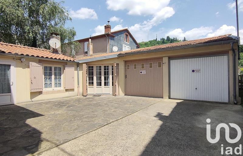Maison - 185 m² - 9 pièces