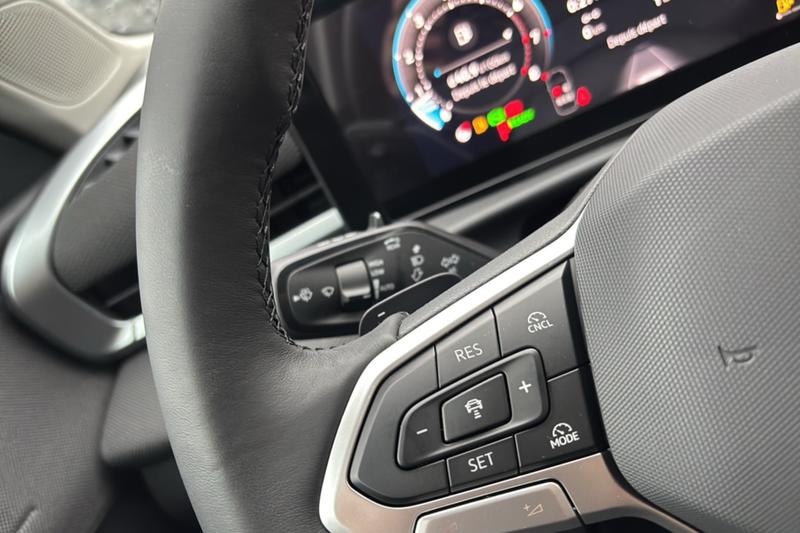 Volkswagen t-Roc Etsi 150 Dsg Life Plus