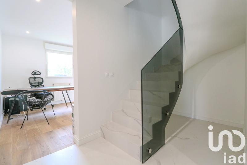 Maison - 148 m² - 6 pièces