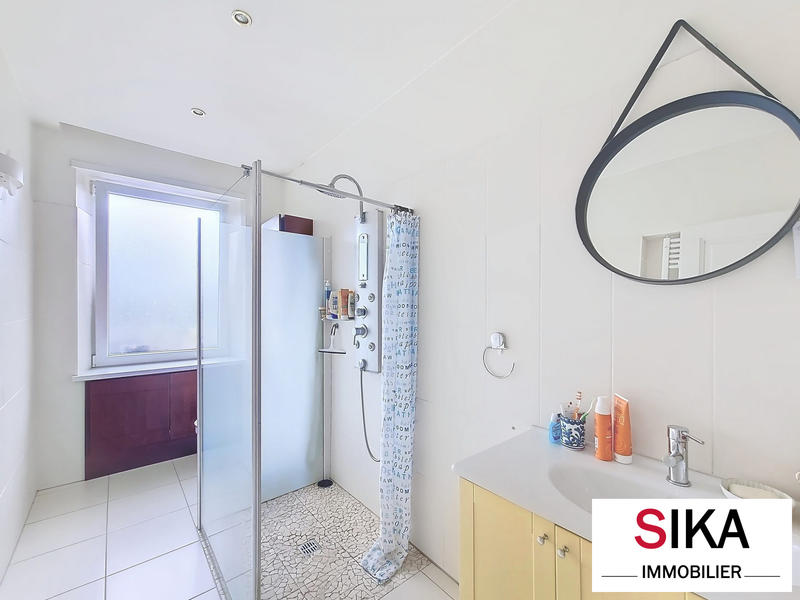 Appartement - 101 m² - 4 pièces