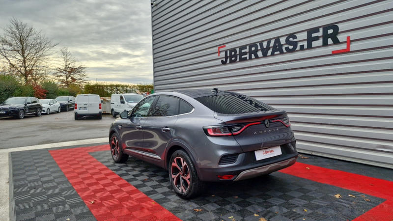 Renault Arkana E-Tech 145 - 23 Techno